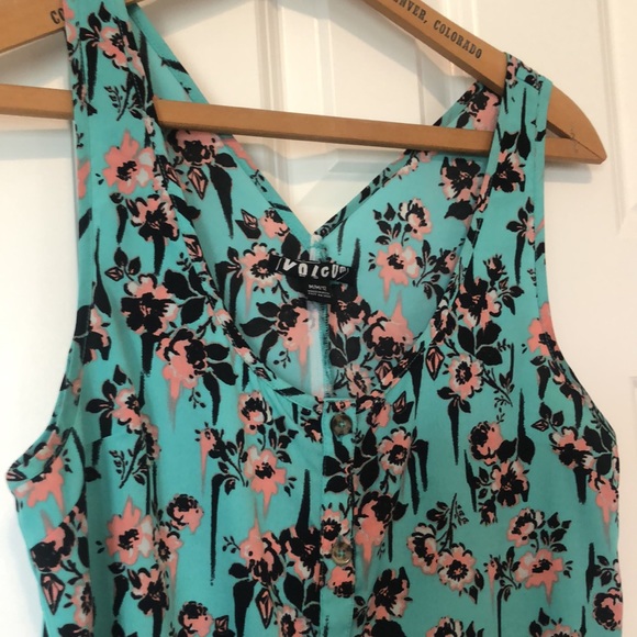 Volcom summer dress - Picture 2 of 3